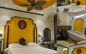 De Ma'At Hotel